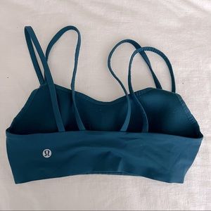 Lululemon like a cloud bra